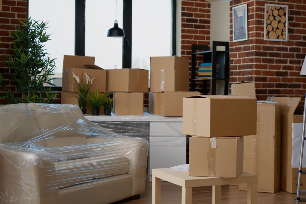 Safe and secure furniture storage facility in Oman | Quick Movers Oman